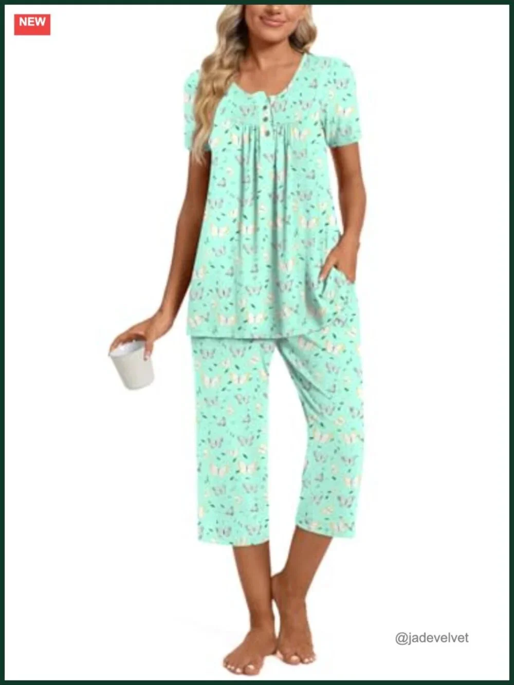 Women's Pajama Sets 2 Piece Short Sleeve Top and Capri Pants Plus Size Lounge